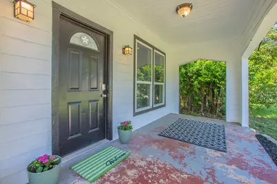 2322 Reuter Avenue, Waco, TX 76708 - Photo 2