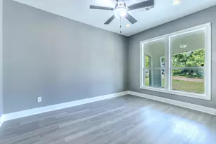 2322 Reuter Ave, Waco, TX 76708 - Photo 10