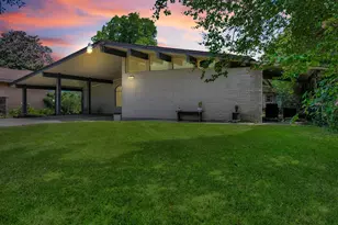 3215 Callaway Dr, Nederland, TX 77627 - Photo 2
