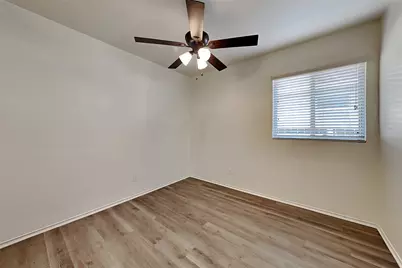 10016 Sterling Place Drive, Conroe, TX 77303 - Photo 14