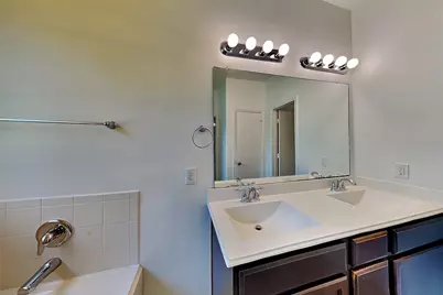 10016 Sterling Place Drive, Conroe, TX 77303 - Photo 12