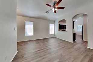 10016 Sterling Pl Dr, Conroe, TX 77303 - Photo 6