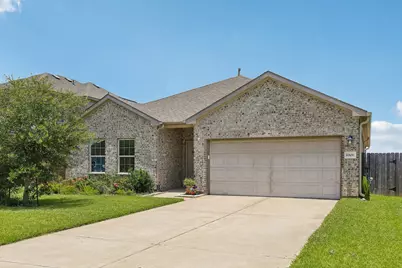 8806 Explorer Drive, Texas City, TX 77591 - Photo 2