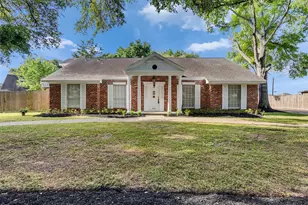 7814 Knob Hill Ave, Pasadena, TX 77505 - Photo 1