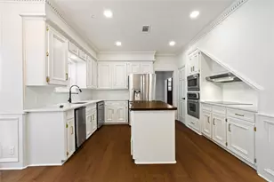 1422 Trace Dr, Houston, TX 77077 - Photo 8