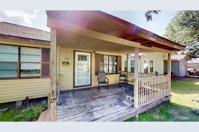 939 Milam Street, Liberty, TX 77575 - Photo 4