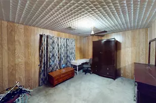 939 Milam St, Liberty, TX 77575 - Photo 10