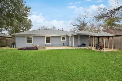 4718 Blanton Boulevard, Houston, TX 77092 - Photo 26