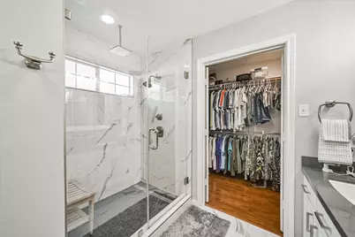 1430 W 24th Street, Houston, TX 77008 - Photo 1