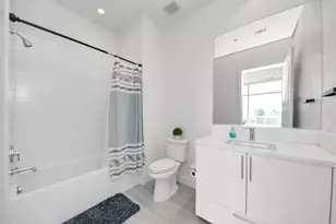 4521 San Felipe St, Houston, TX 77027 - Photo 24