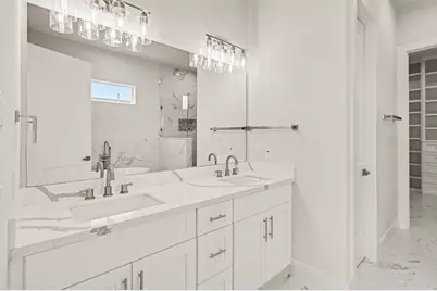 111 E 33 Street #B, Houston, TX 77018 - Photo 14