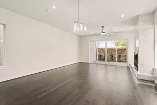 111 E 33 St, Houston, TX 77018 - Photo 8