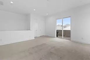 5915 E Post Oak Ln, Houston, TX 77055 - Photo 36