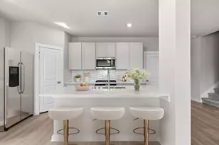 3552 Atlas Pt Ln, Angleton, TX 77515 - Photo 2