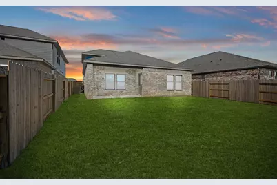 3552 Atlas Point Lane, Angleton, TX 77515 - Photo 26