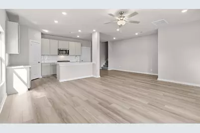 3552 Atlas Point Lane, Angleton, TX 77515 - Photo 12