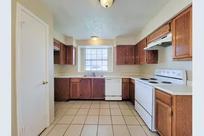 10059 Emerald Creek Drive, Houston, TX 77070 - Photo 34