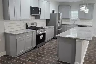 213 Adoue Ave, Baytown, TX 77520 - Photo 18