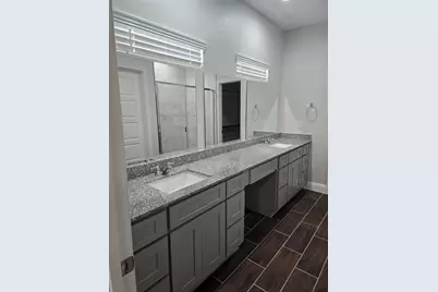 213 Adoue Avenue, Baytown, TX 77520 - Photo 14