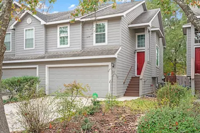 123 N Villa Oaks Drive, The Woodlands, TX 77382 - Photo 2