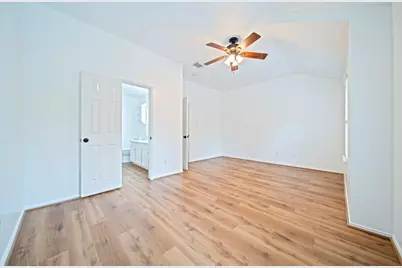 123 N Villa Oaks Drive, The Woodlands, TX 77382 - Photo 10