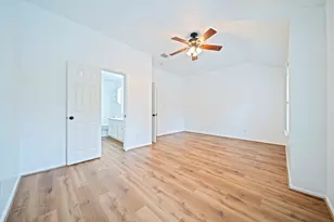 123 N Villa Oaks Dr, The Woodlands, TX 77382 - Photo 10