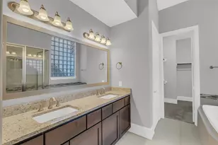 714 N Shepherd Dr, Houston, TX 77007 - Photo 20