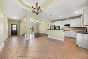 2527 Settler's Way Dr, Sealy, TX 77474 - Photo 10