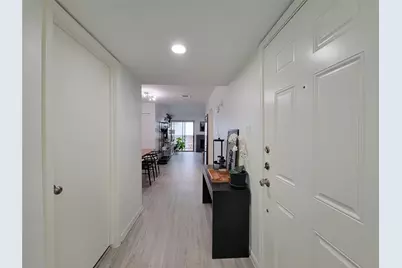 755 Bering Drive #B, Houston, TX 77057 - Photo 14