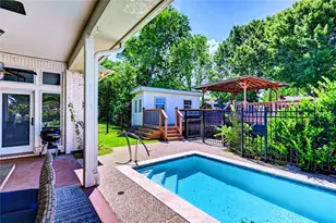 13586 Bunker Hill Dr, Willis, TX 77318 - Photo 6