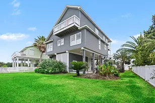 13318 Binnacle Way, Galveston, TX 77554 - Photo 2
