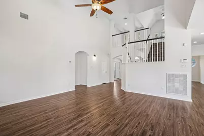 3114 Brannon Hill Lane, Sugar Land, TX 77479 - Photo 4