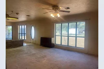 425 Margaret Street, El Campo, TX 77437 - Photo 8