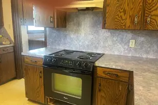 425 Margaret St, El Campo, TX 77437 - Photo 4