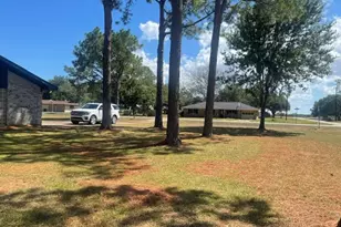 425 Margaret St, El Campo, TX 77437 - Photo 20