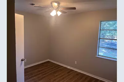 211 Scott Court, Brenham, TX 77833 - Photo 8