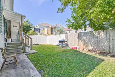 2012 31st Street, Galveston, TX 77550 - Photo 20