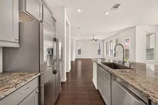 18303 Harmony Bluff Ln, Houston, TX 77094 - Photo 20
