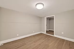 5833 Southlea St, Houston, TX 77033 - Photo 18