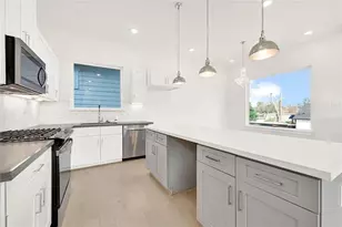 4623 Cochran St, Houston, TX 77009 - Photo 8