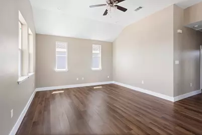 1226 9th St, San Leon, TX 77539 - Photo 8