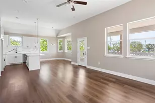 1226 9th St, San Leon, TX 77539 - Photo 10