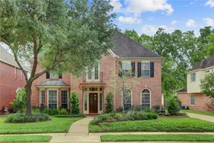 4815 Scot Ct, Sugar Land, TX 77479 - Photo 1