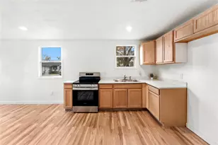 1608 Connie St, Wharton, TX 77488 - Photo 8