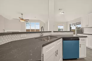 19015 White Horse Dr, Tomball, TX 77377 - Photo 16