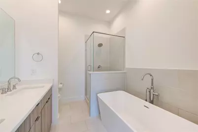 564 Janisch Road, Houston, TX 77018 - Photo 14
