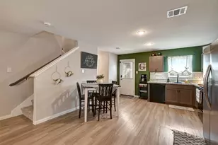 950 21st St, Hempstead, TX 77445 - Photo 10