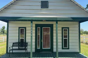 38094 Joe Loggins Rd, Hempstead, TX 77445 - Photo 16