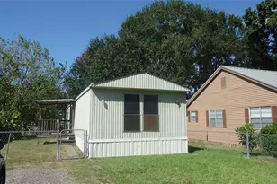 108 Gossett St, Highlands, TX 77562 - Photo 1