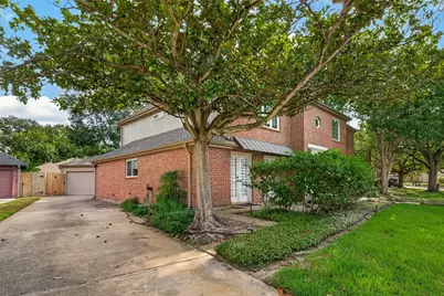 2103 Shadybriar Drive, Houston, TX 77077 - Photo 4